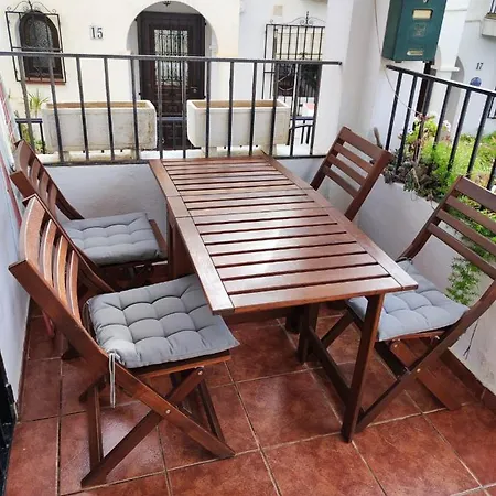 Hacienda 12a Menyber * נרחה